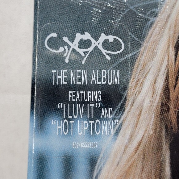 CD Camila Cabello: C,XOXO SEALED - Picture 2 of 3